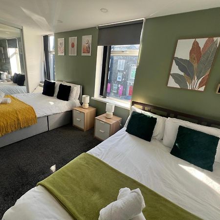 City Centre Location! For Business And Leisure! 5/6 Guests Cardiff Bagian luar foto